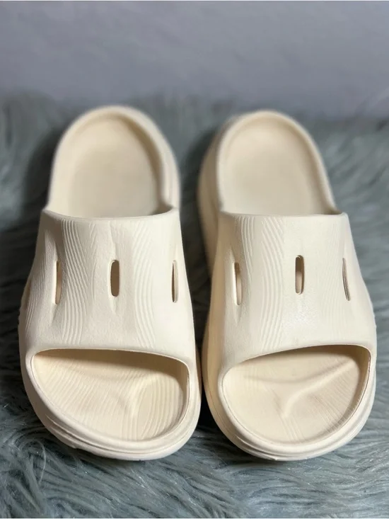 Hoka One One Ora Recovery Slide Cream Beige  Sandals Size 7 - Picture 6 of 11